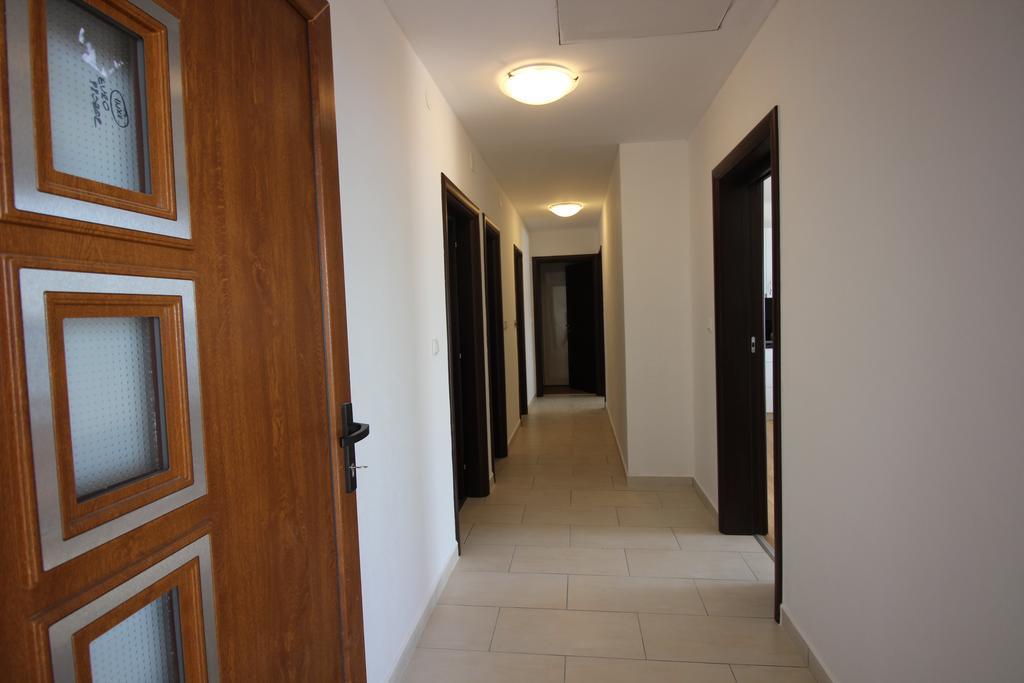 Apartments Manda Novi Vinodolski Exterior photo